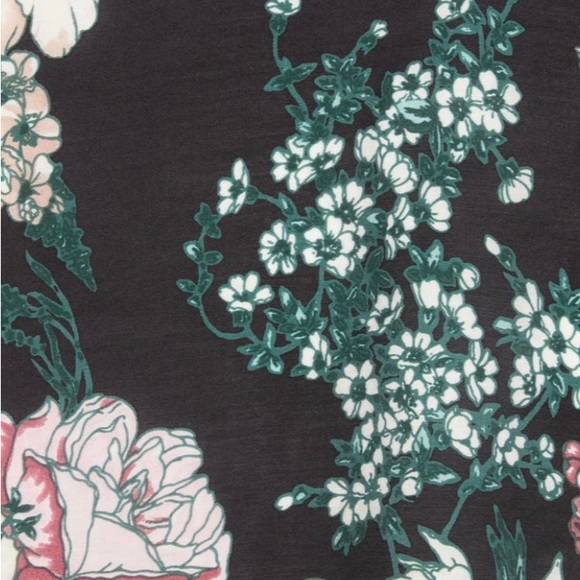 VINCE CAMUTO Illustrated Floral Silk Blend Oblong Scarf - Picture 2 of 4